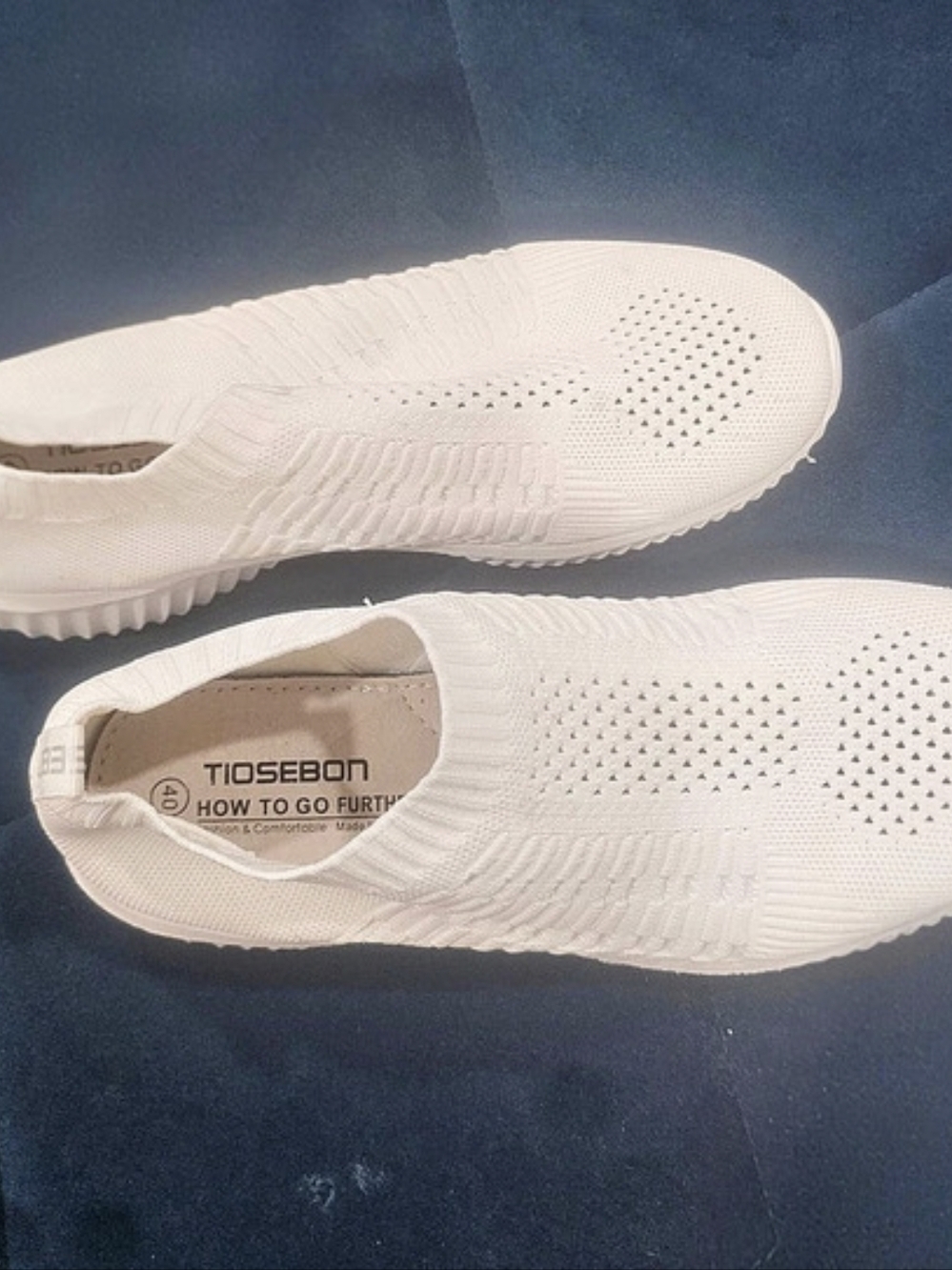 TIOSEBON Women's Slip-On Walking Shoes White